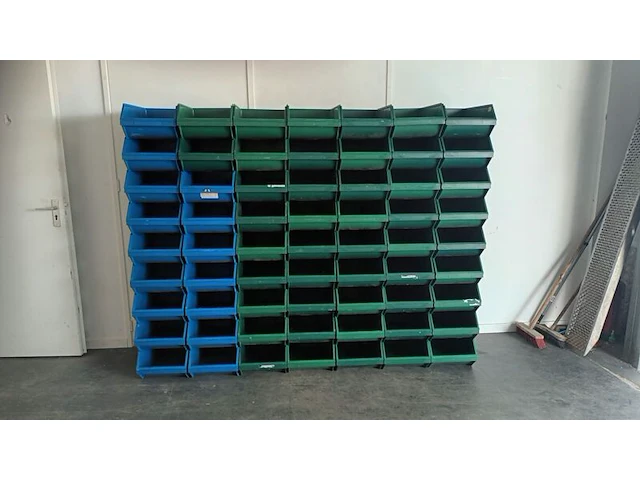 Ca. 63x grote magazijnbakken, overtoom, groen/blauw - afbeelding 2 van  5