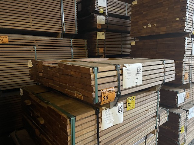 Ca. 63x guyana ipé planken geschaafd, 25x90mm, lengte 100cm - afbeelding 4 van  4