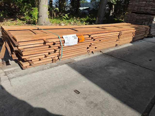 Ca. 63x guyana teak beschoeiingsplanken, 20x150mm, lengte 350cm - afbeelding 4 van  4