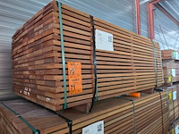 Ca. 63x guyana teak planken geschaafd, 25x145mm, lengte 175cm - afbeelding 4 van  4