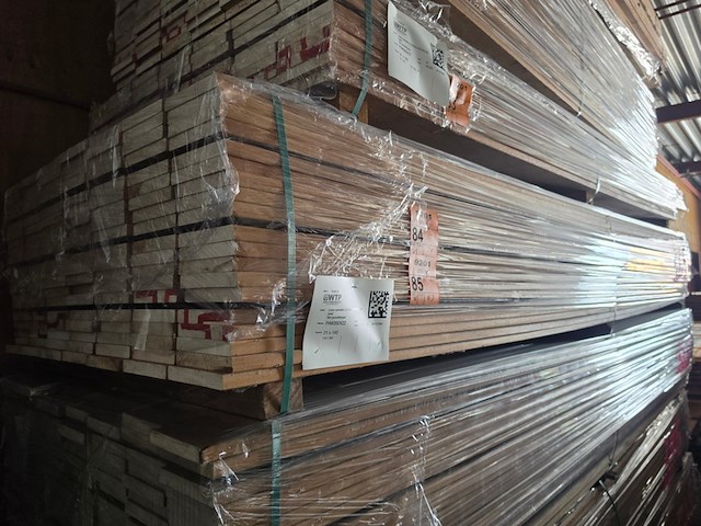 Ca. 63x hardhouten vlonderplanken geschaafd, 21x145mm, lengte 365cm - afbeelding 4 van  4