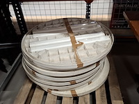 Ca. 63x terras stoelen met 16 tafels - afbeelding 9 van  17