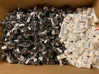 Ca. 645x persoonlijke verzorging, gillette, niveau, l'oreal etc. - afbeelding 2 van  8