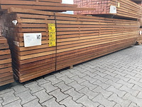 Ca. 64x angelim pedra onderliggers fijnbezaagd, 40x60mm, lengte 435cm - afbeelding 4 van  4