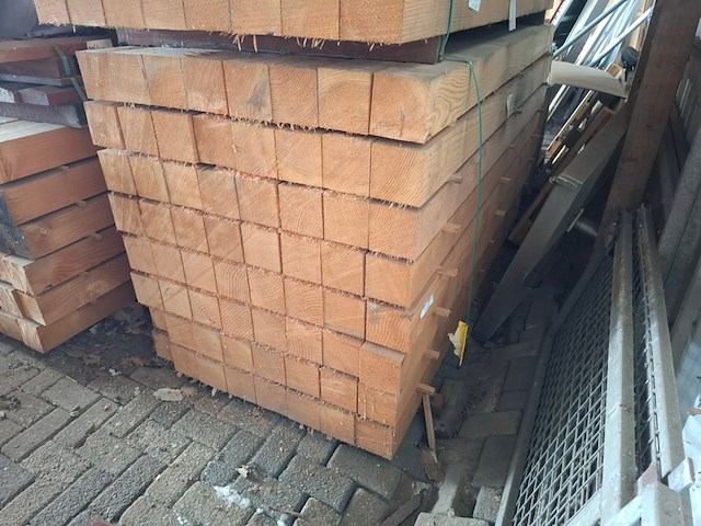 Ca 64x douglas balk 12x12cm - afbeelding 1 van  3