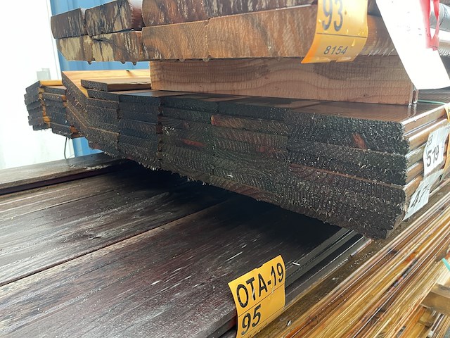 Ca. 64x douglas geschaafd, 16x140mm, lengte 180cm - afbeelding 3 van  3