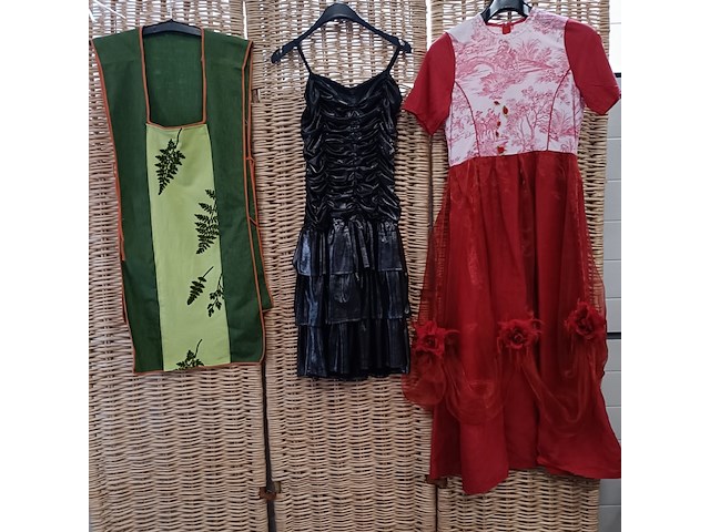 Ca. 64x kind diverse verkleedkleding - afbeelding 2 van  3