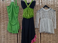 Ca. 64x kind diverse verkleedkleding - afbeelding 3 van  3
