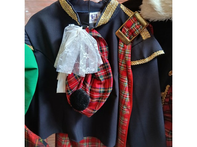 Ca. 64x schotse feestkleding - afbeelding 3 van  6