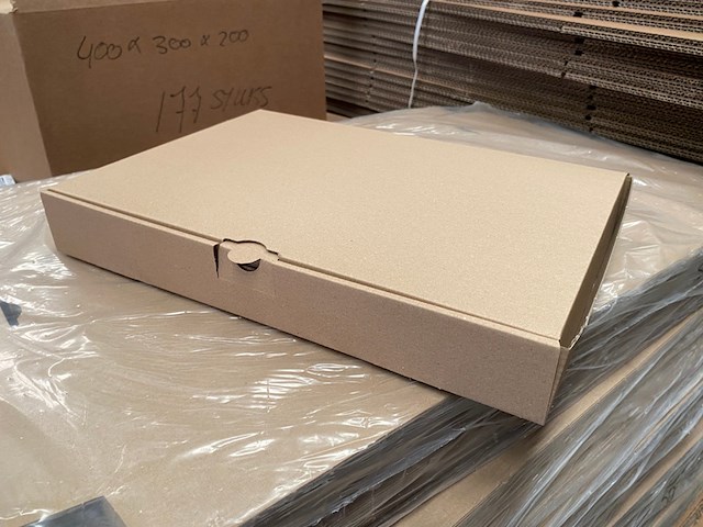 Ca. 650x stansdozen 25x34x5cm, bruin - afbeelding 2 van  3