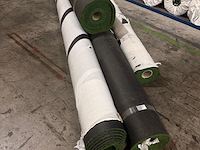 Ca. 65,62m2 kunstgras, 10 mm hoog, groen - afbeelding 3 van  4
