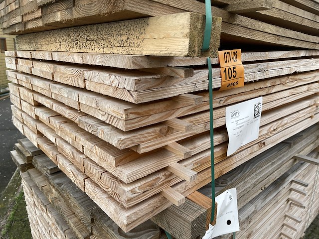 Ca. 65x douglas planken fijnbezaagd, 22x200mm, lengte 300cm - afbeelding 4 van  4