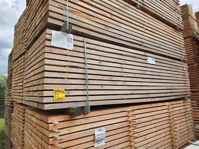 Ca. 65x douglas planken fijnbezaagd, 43x200mm, lengte 300cm - afbeelding 4 van  4