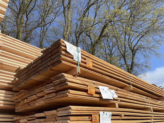 Ca. 65x douglas zweeds rabat, 21x190mm, lengte 350cm - afbeelding 4 van  4