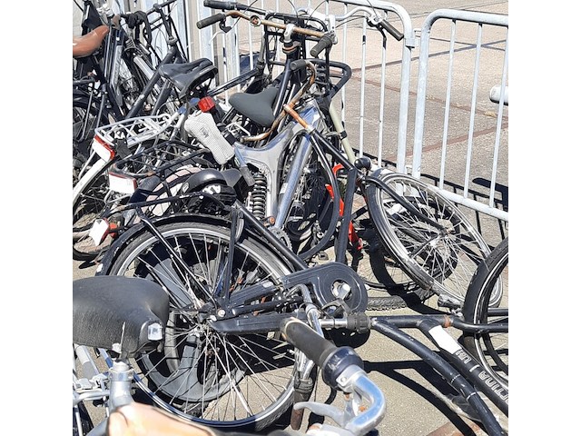 Ca. 65x fiets, o.a cortina, giant - afbeelding 19 van  23