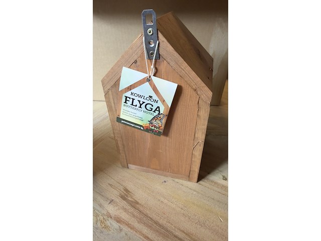 Ca. 65x insectenhotels & vlinderhuizen, kowloon / flyga - afbeelding 4 van  19