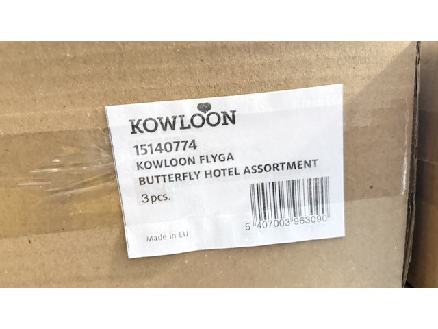 Ca. 65x insectenhotels & vlinderhuizen, kowloon / flyga - afbeelding 10 van  19