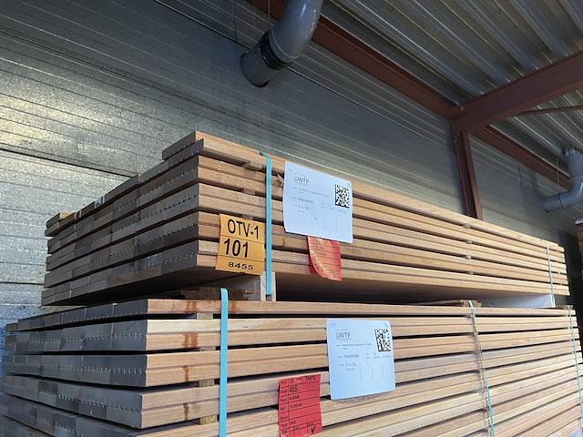 Ca. 65x mandioqueira vlonderplanken, 21x120mm, lengte 200cm - afbeelding 4 van  4