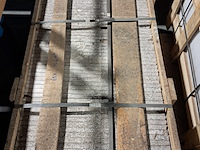 Ca. 65x natuurstenen tegel - afbeelding 4 van  4