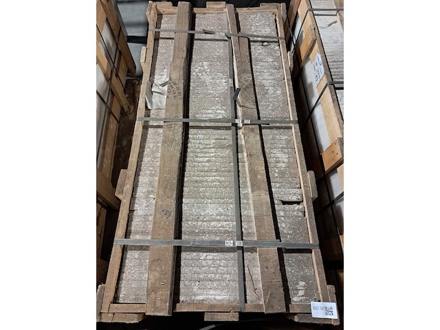 Ca. 65x natuurstenen tegel - afbeelding 4 van  4