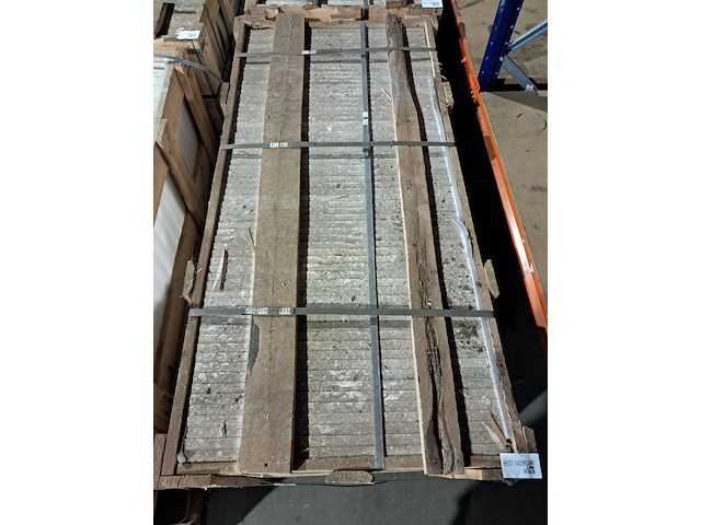 Ca. 65x natuurstenen tegel - afbeelding 4 van  4