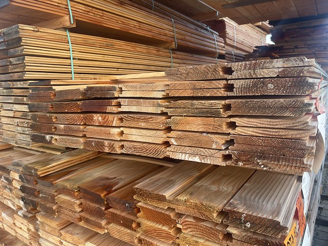 Ca. 66x douglas wisselsponning, 18x190mm, lengte 300cm - afbeelding 3 van  3