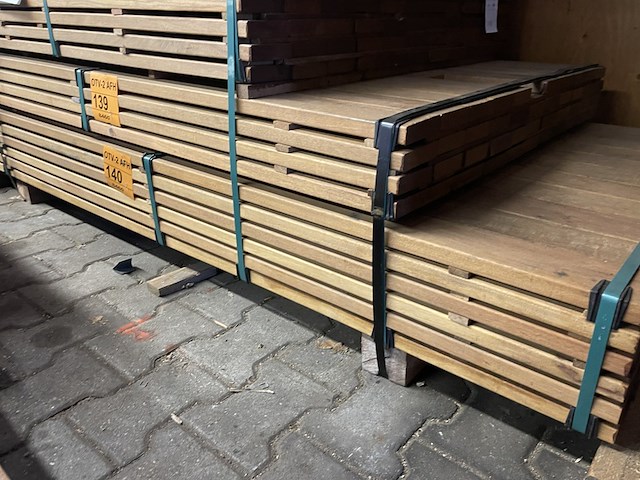 Ca. 66x guyana ipé planken geschaafd, 25x90mm, lengte 185cm - afbeelding 4 van  4