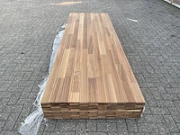 Ca. 66x guyana teak dekdelen geschaafd gevingerlast, 21x90mm, lengte 400cm