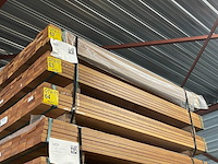 Ca. 66x guyana teak planken geschaafd, 25x90mm, lengte 185cm - afbeelding 4 van  4