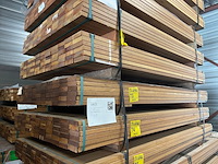Ca. 66x guyana teak planken geschaafd, 25x90mm, lengte 215cm - afbeelding 4 van  4