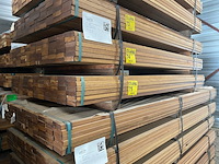 Ca. 66x guyana teak planken geschaafd, 25x90mm, lengte 215cm - afbeelding 4 van  4