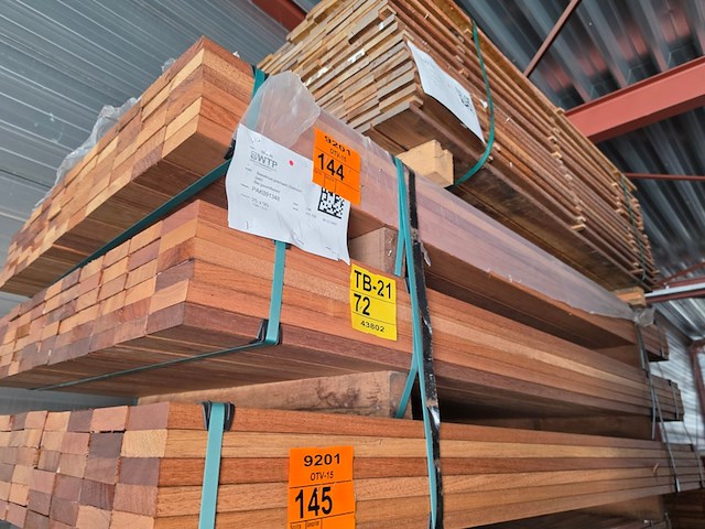 Ca. 66x guyana teak planken geschaafd, 25x90mm, lengte 215cm - afbeelding 3 van  3