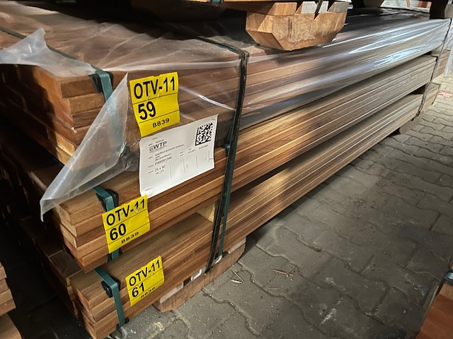 Ca. 66x guyana teak planken geschaafd, 25x90mm, lengte 275cm - afbeelding 4 van  4
