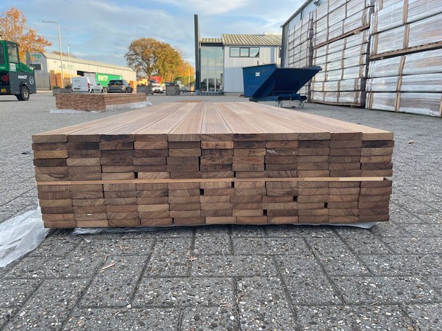 Ca. 66x guyana teak vlonderplanken gevingerlast, 21x90mm, lengte 400cm - afbeelding 2 van  3