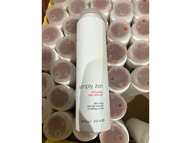 Ca. 66x stimulerende kleiwassing voor het haar, simply zen - afbeelding 2 van  4