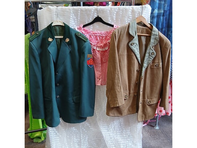 Ca. 66x verkleedkleding tirol feestkleding - afbeelding 4 van  7