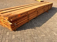 Ca. 67x douglas planken fijnbezaagd, 25x200mm, lengte 600cm - afbeelding 2 van  3