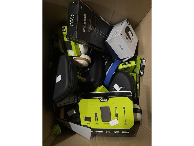 Ca. 68x elektonica accessoires, goui, powerbanks, headsets, speakers etc. - afbeelding 3 van  11