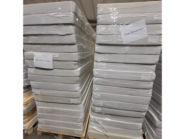 Ca. 68x matras (zonder hoes), deltex - afbeelding 2 van  6