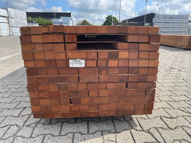 Ca. 69x angelim pedra onderliggers geschaafd, 45x68mm, lengte 350cm - afbeelding 3 van  3
