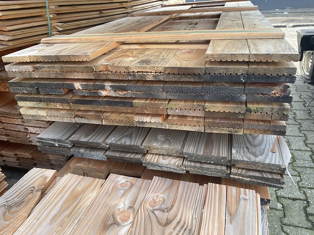 Ca. 69x douglas vlonderplanken, 25x140mm, lengte 300cm - afbeelding 3 van  3