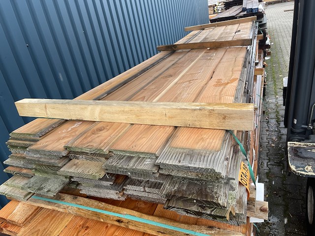 Ca. 69x douglas wisselsponning, 18x190mm, lengte 400cm - afbeelding 1 van  3