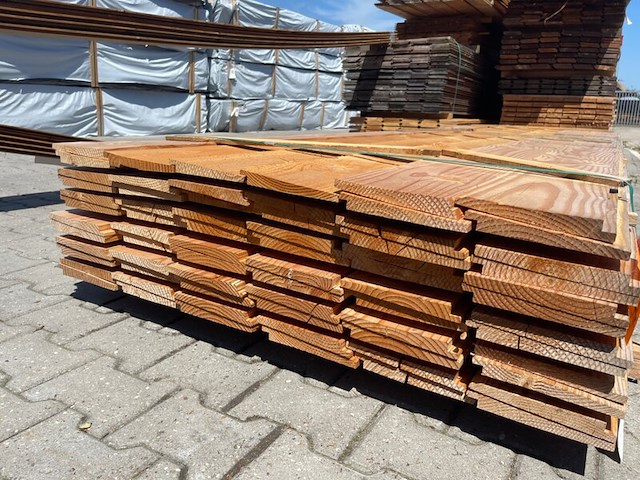 Ca. 69x douglas zweeds rabat, 26x190mm, lengte 400cm - afbeelding 3 van  3