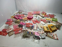 Ca. 69x feestartikelen