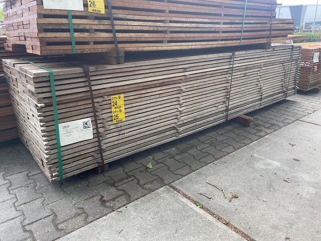 Ca. 69x guyana teak beschoeiingsplanken, 20x150mm, lengte 350cm - afbeelding 4 van  4