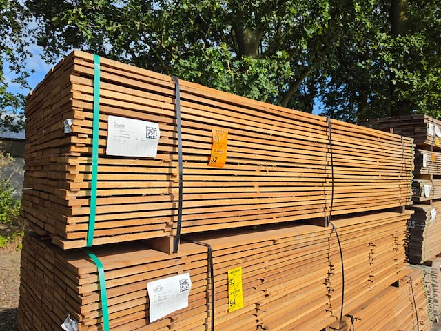 Ca. 69x guyana teak beschoeiingsplanken, 20x150mm, lengte 350cm - afbeelding 4 van  4