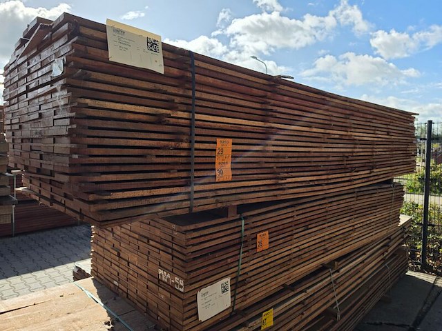 Ca. 69x guyana teak beschoeiingsplanken, 20x150mm, lengte 400cm - afbeelding 4 van  4