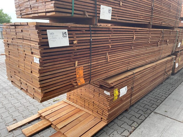 Ca. 69x guyana teak beschoeiingsplanken, 20x150mm, lengte 450cm - afbeelding 4 van  4
