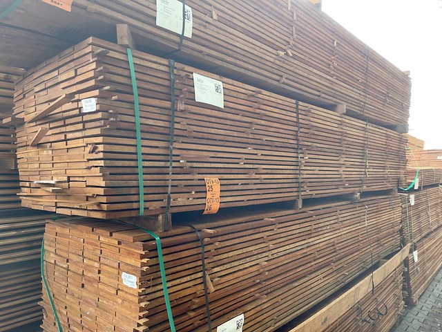 Ca. 69x guyana teak beschoeiingsplanken, 20x150mm, lengte 450cm - afbeelding 4 van  4