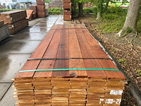 Ca. 69x guyana teak beschoeiingsplanken, 20x150mm, lengte 450cm - afbeelding 1 van  4